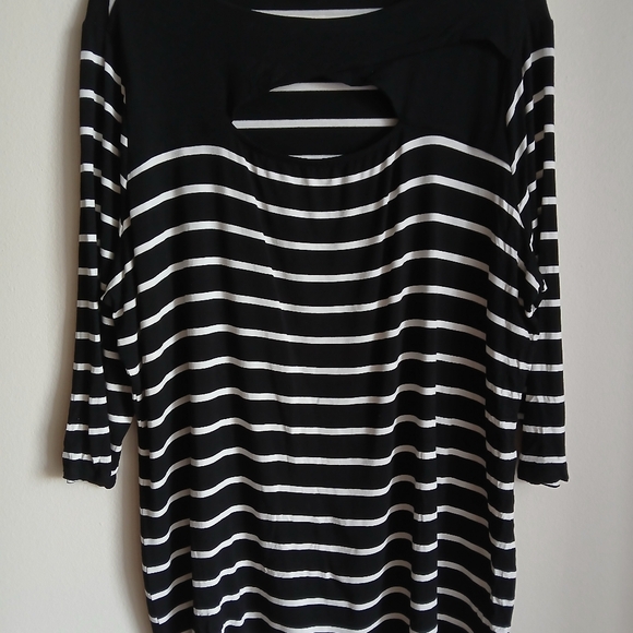 Vince Camuto Women’s Stripe 3/4 Sleeve Sz 1X Top - Picture 2 of 12